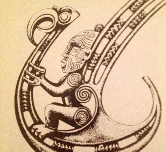 Purangahua Māori motif seated figure in conveyance