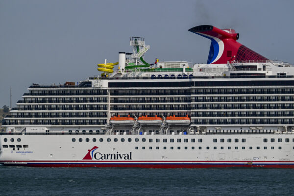 18-Year-Old Florida Cheerleader Found Dead On Carnival Cruise, Stepbrother Reportedly Under Investigation