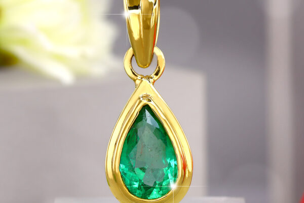 Side effects of Emeralds in Vedic Astrology and how to avoid them