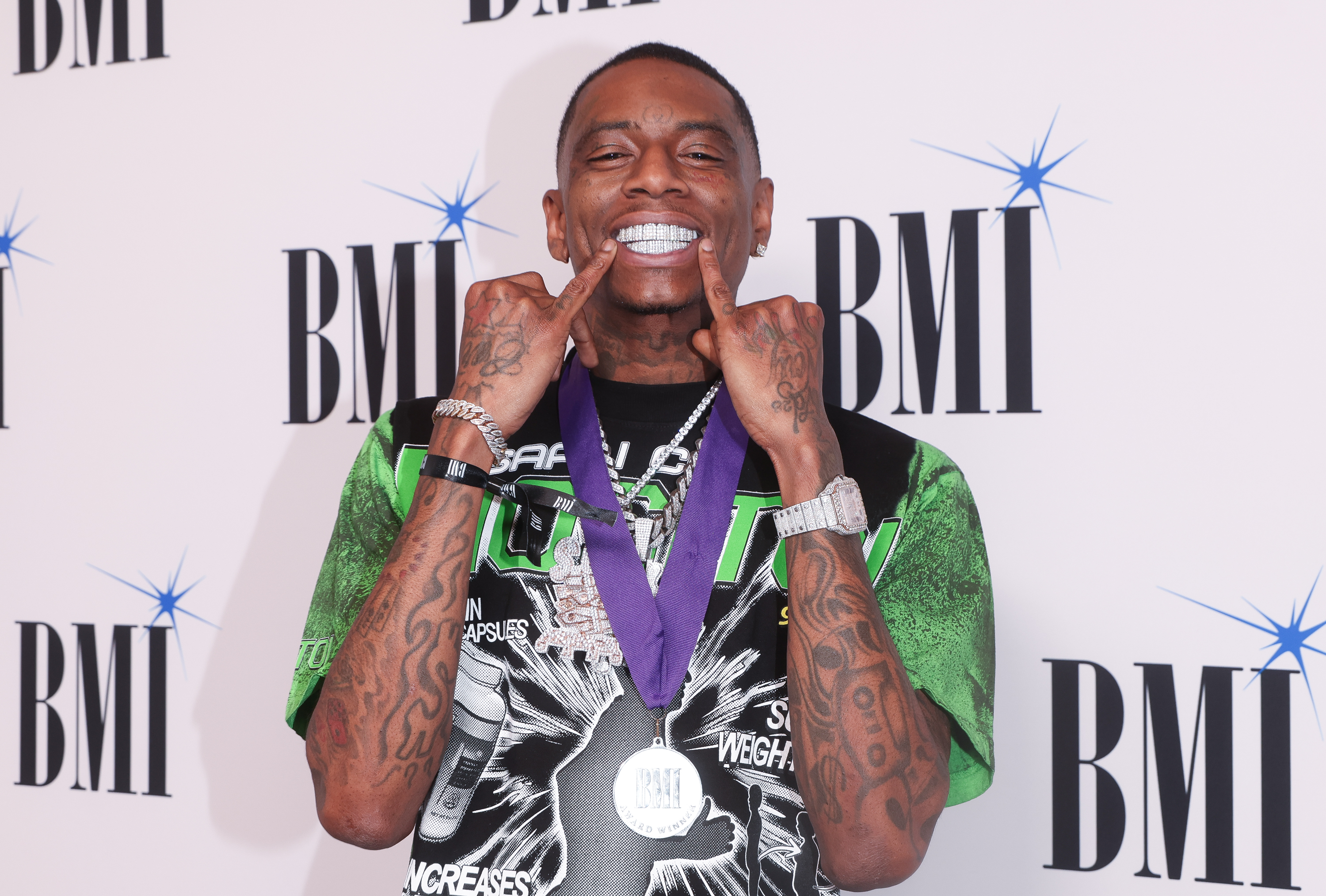 Still Got It?! The Internet Can’t Get Enough Of Soulja Boy Hitting His Viral ‘Bird Walk’ Dance (WATCH)