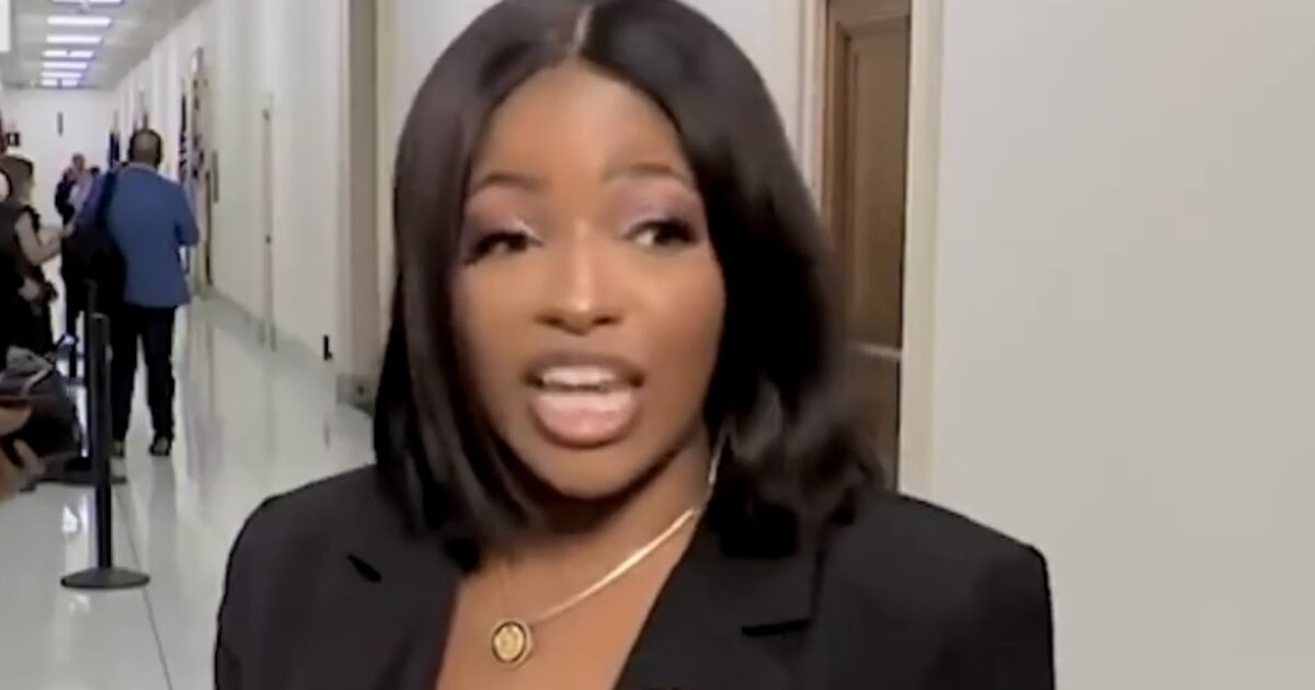 Doctor Falsely Smeared by Jasmine Crockett Speaks Out-Floats Hilarious Revenge Idea
