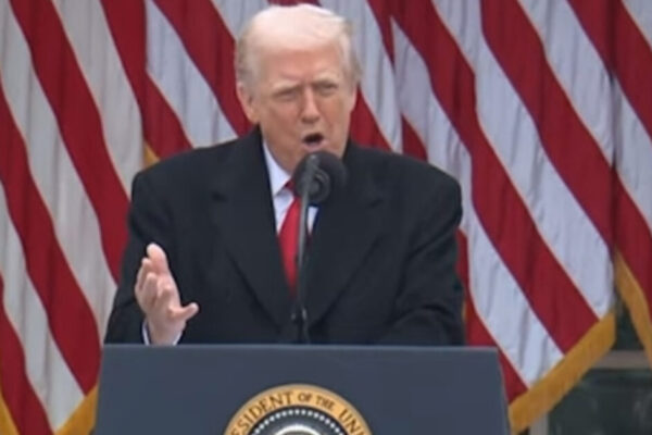 BREAKING: Fired Up Trump Vows PERMANENT Pause on Migration from Third World Countries – Pledges to Oust Non-Assets, Denaturalize Disruptive Migrants, and Deport Foreign Nationals Draining Our Resources!
