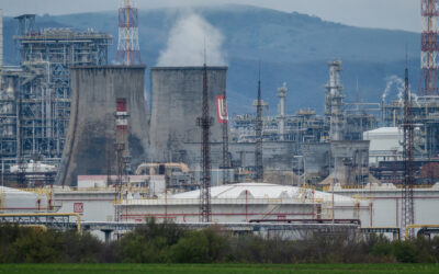 Strikes And Sanctions On Russian Refineries Drive Up Gasoline and Diesel Prices