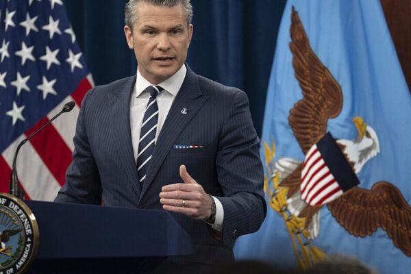 JUST IN: Pete Hegseth Responds to Democratic Senator Mark Kelly With New Threat Over Improper Uniform and Court-Martial Proceedings – “When/If You are Recalled to Active Duty, It’ll Start With a Uniform Inspection”