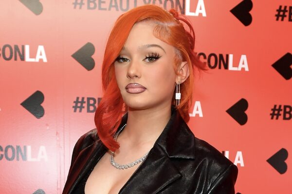 Dropped A BIG Bag! Alabama Barker Is Turnin’ Heads After Showing Her Lavish Birthday & Christmas Gifts (WATCH)