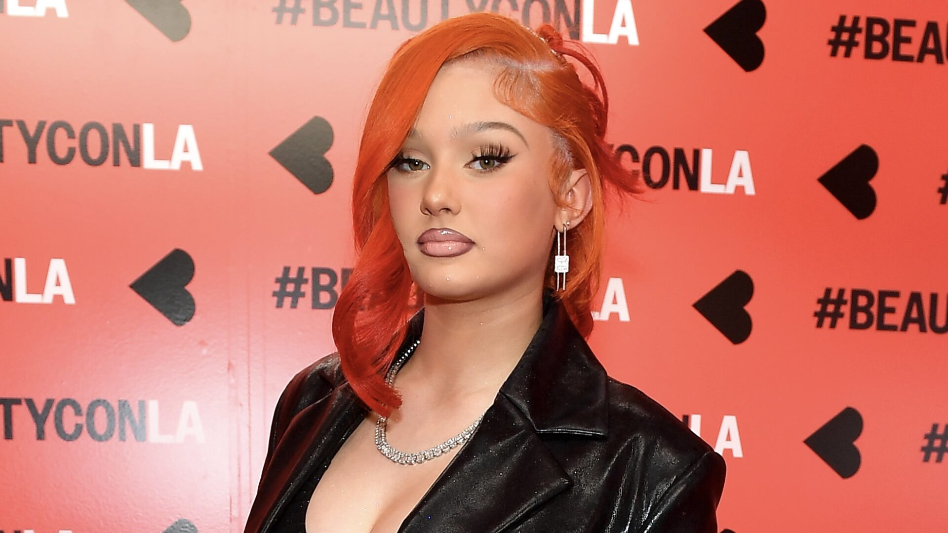 Dropped A BIG Bag! Alabama Barker Is Turnin' Heads After Showing Her Lavish Birthday & Christmas Gifts (WATCH)