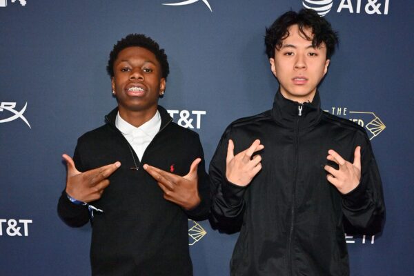 Ray Issues Apology After Ironmouse Puts Him & Rakai On Blast For Alleged Awkward Moment At Streamer Awards (VIDEOS)