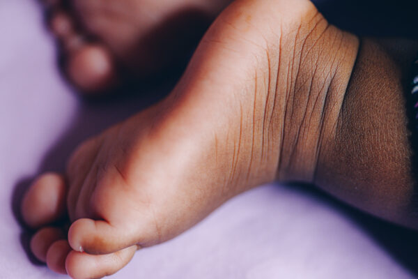 Oh, Baby! Detroit Teen Confesses To Giving Birth Alone After Claiming Newborn Was Left On Porch (VIDEO)
