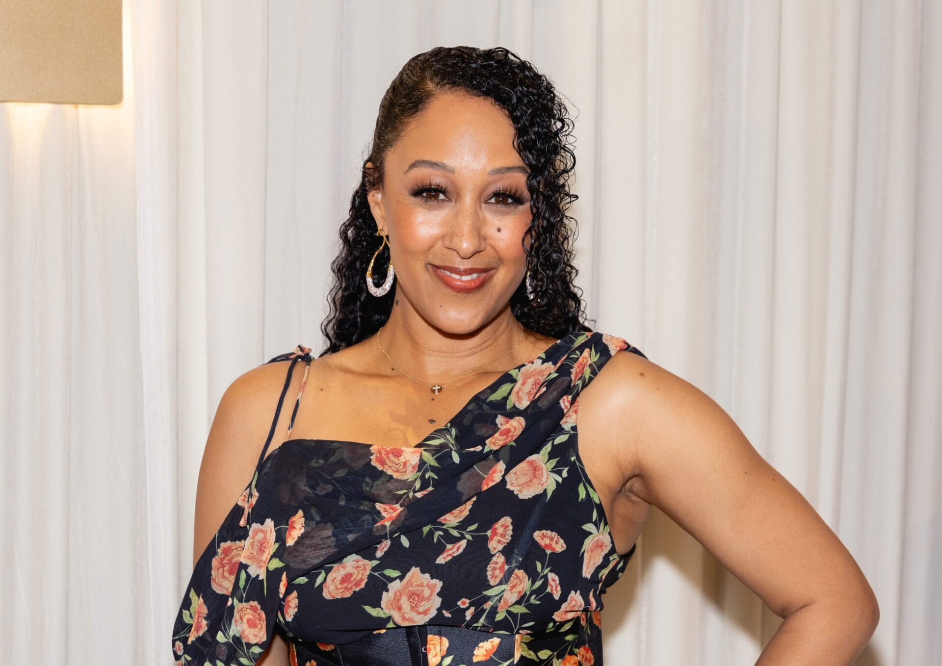 Too Cute! Tamera Mowry’s Daughter Ariah Puts Her On To Tyla’s Viral ‘Chanel Dance Challenge’ (WATCH)