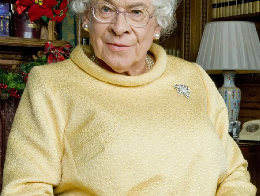 Stanley Baxter – a talent for not being himself