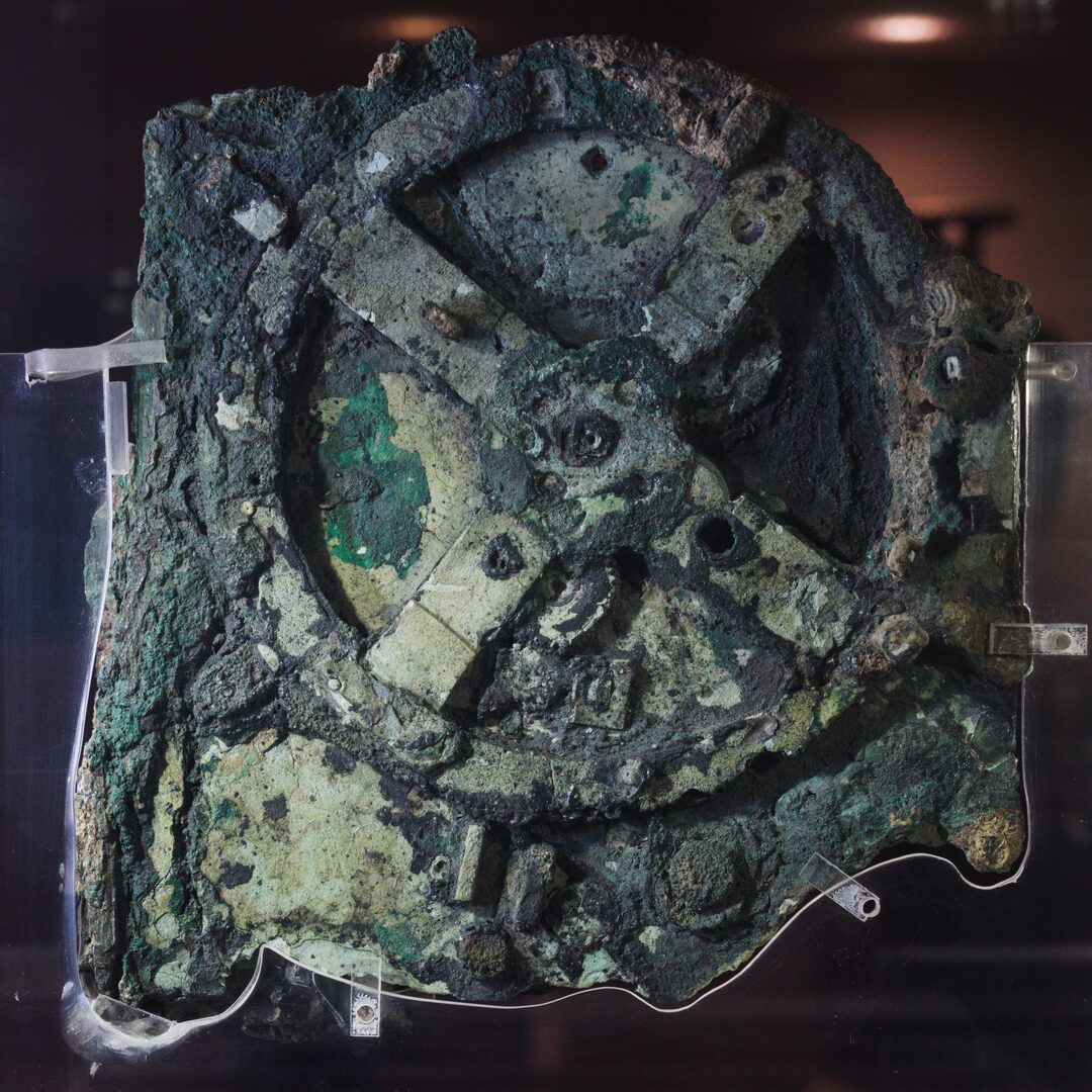 Ancient Greek Astronomical Analogue Computer- Antikythera Mechanism