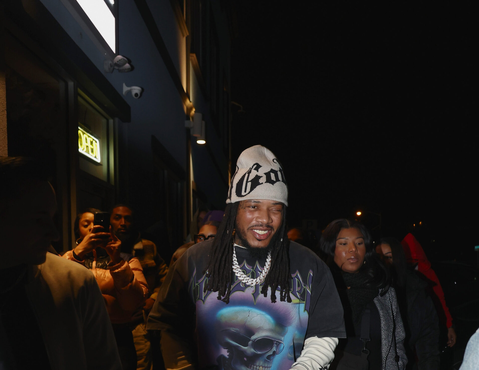 Daddy Duties! Fetty Wap Enjoys Heartwarming Reunion With Daughter Khari After Prison Release (PHOTO)