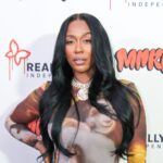 No Face, No Case! Kash Doll Spills On Her Relationship Status After Mystery Man Drops Love Confession & Romantic Gifts (PHOTOS) Kash-Doll-Spills-On-Her-Relationship-Status-After-Mystery-Man-Pops-Out-With-Love-Confession-Romantic-Gifts-e1769368420120