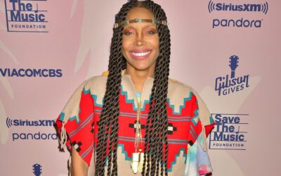 Seeing Double?! Social Media Goes WILD After Erykah Badu’s Daughter Puma Flexes Their Twin-Like Resemblance (PHOTOS)