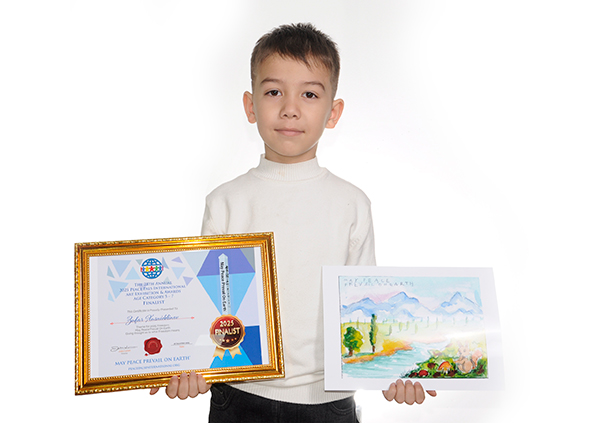 Zufar Xusniddinov,  Peace Pals International Finalists 2025, Age 7, Uzbekistan