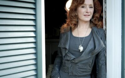 Bonnie Raitt & Bruce Hornsby – I Can’t Make You Love Me