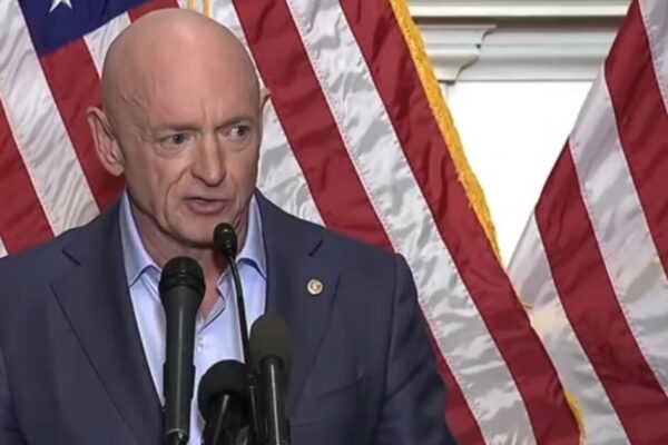 Hegseth Cuts Mark Kelly’s Military Retirement Pay After He Urged Service Members to Defy Trump’s Orders
