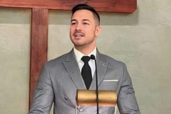 Marine Veteran Is Murdered at His Home After an Ambush While Attempting a Sale Through Facebook Marketplace in Missouri