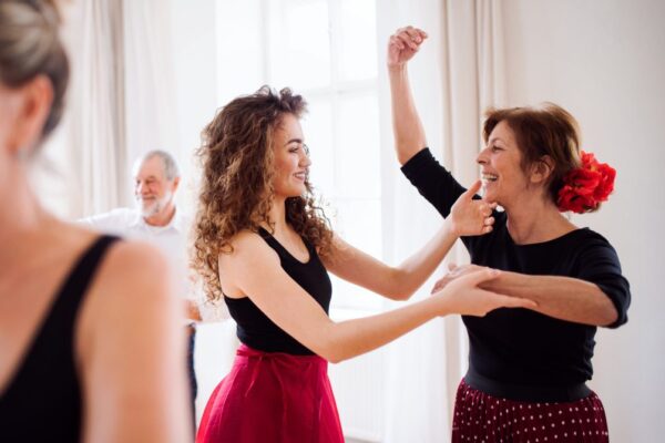 10 brain-boosting hobbies for older adults that help keep the brain and body young 