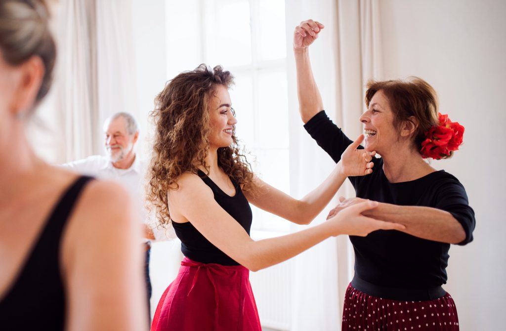 10 brain-boosting hobbies for older adults that help keep the brain and body young 