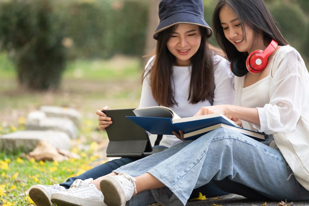 How to nurture deeper friendships without going out or spending a dime