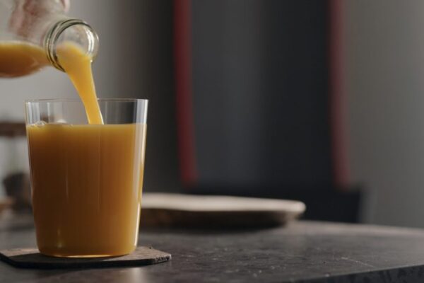 Is one glass of juice a day good for you? Here’s what the science says