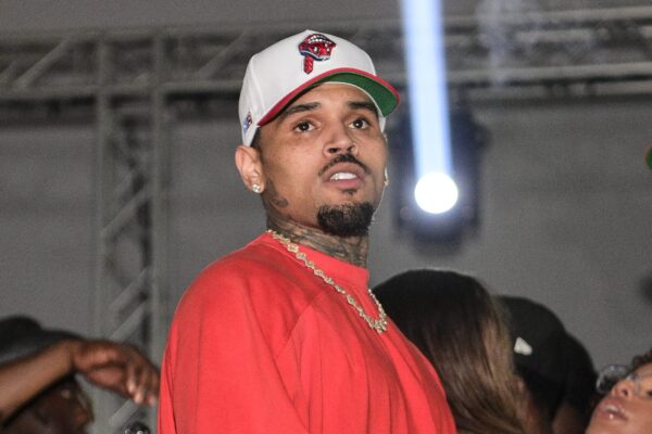 Chris Brown Reacts After TikToker Blasts Diamond Brown For Airing Out Their Co-Parenting Issues & Feuding With Jada Wallace (VIDEO)