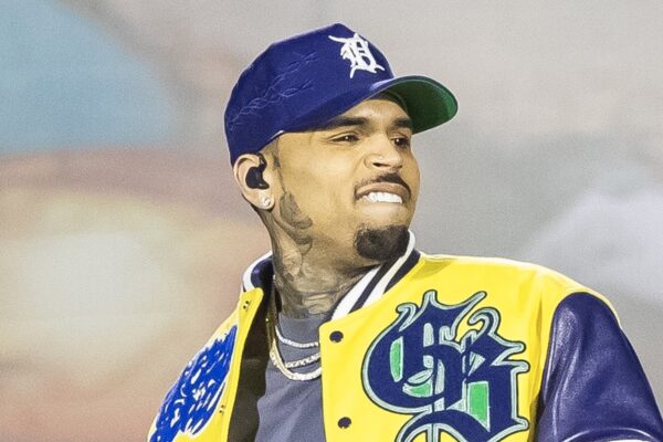 Back To Work! Chris Brown Shares Message For Fans Following Viral Blow-Up Between Diamond Brown & Jada Wallace