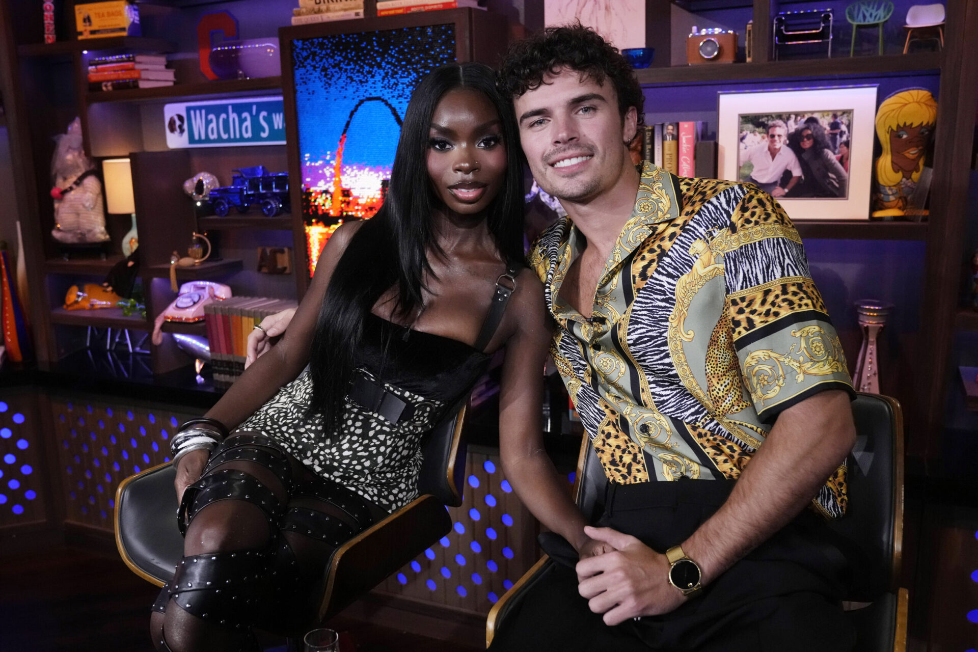 Outside?! Olandria Carthen And Nic Vansteenberghe Go Viral After Apparent Night Out At The Club (VIDEOS)