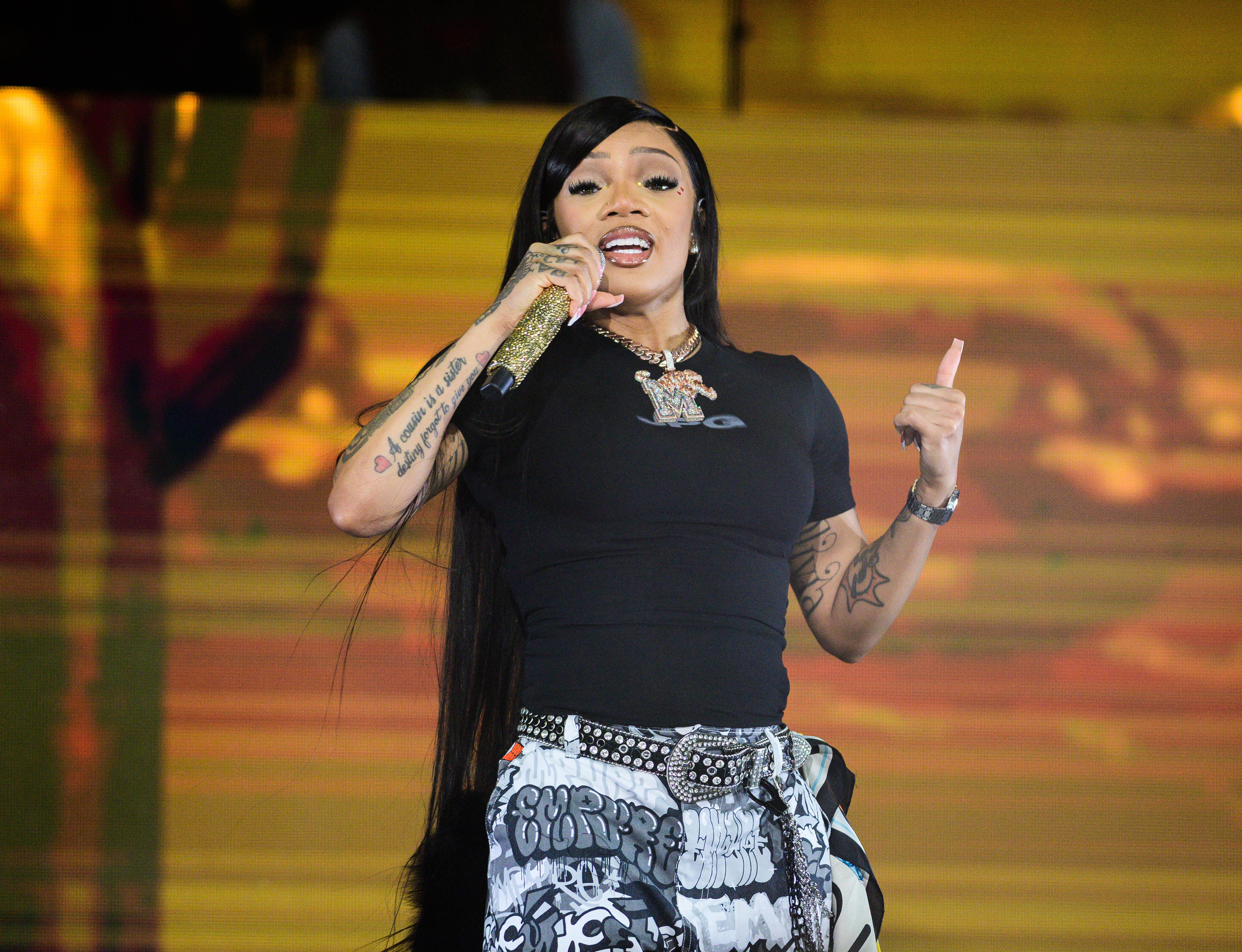 Money Talk? Victoria Woods Claims She Made 0,000 In A Week And Predicts Her “Network” (VIDEOS)