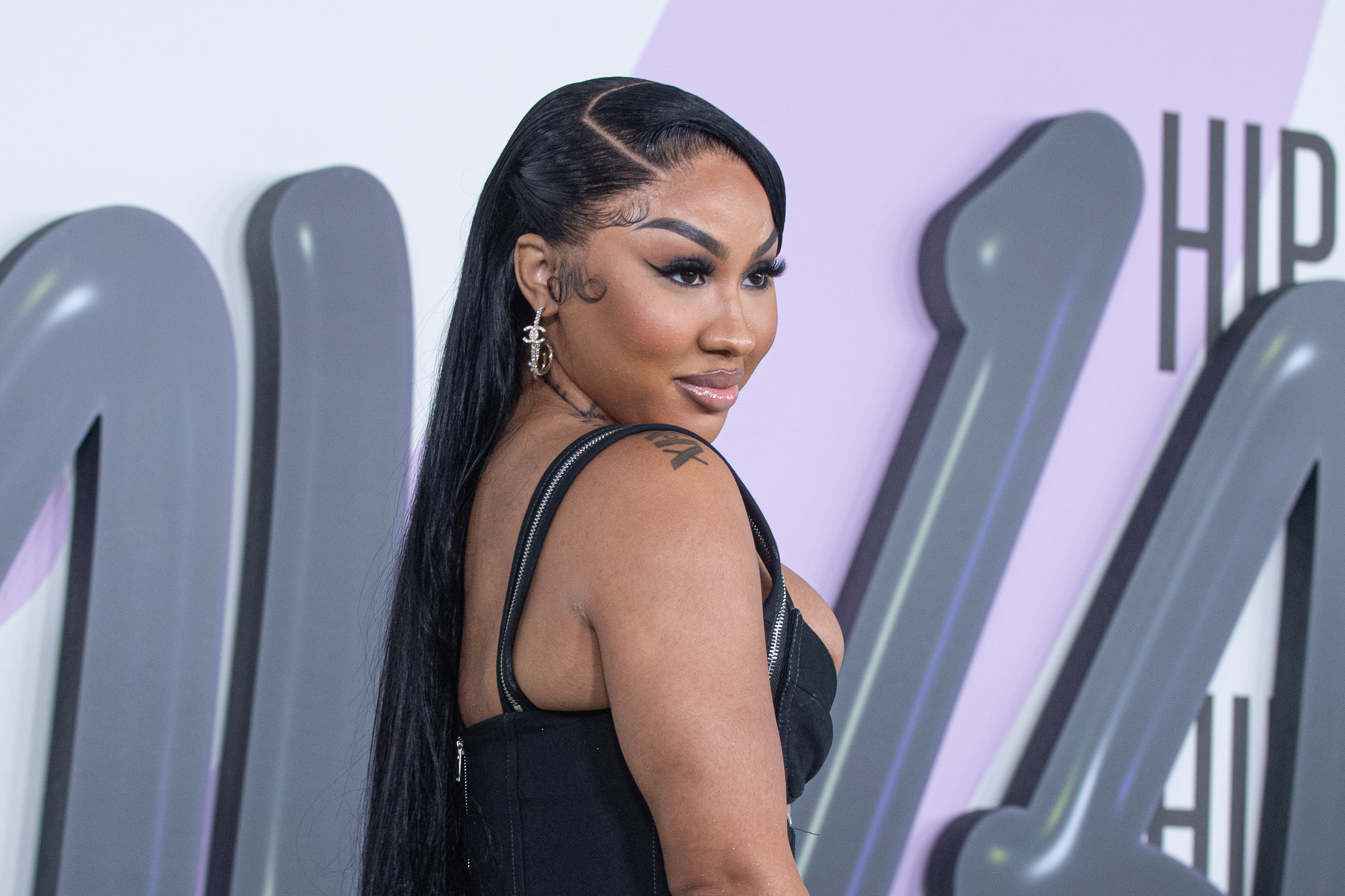 Ari Fletcher Addresses Cosmetic Surgery She Had To Fix Her “Dent” (WATCH) Ari Fletcher Addresses Cosmetic Surgery She Had To Fix Her “Dent” (WATCH)