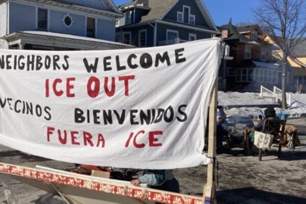 ICE WARS: Minneapolis Insurgents Set Up Barricades; Block Cars, Run License Plates, Check IDs