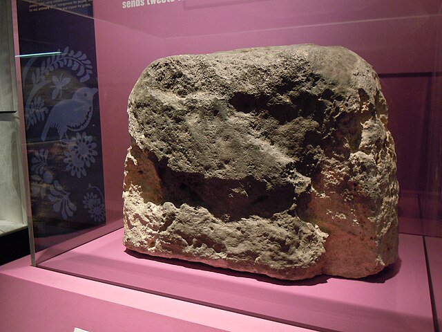 the london stone 1491d710053c35c77bc66b391dd99d1f 800 Paranormal Daily News