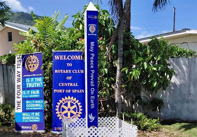Rotary Peace Pole unveiled at St Anthony’s College-Oxford, United Kingdom.