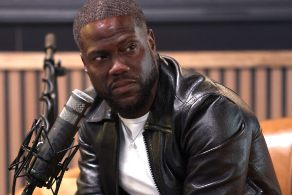 Tried It! Kevin Hart’s Wax Figure Drops & Fans Can’t Even Tell Who It’s Supposed To Be (VIDEO)