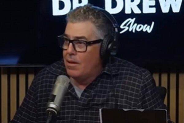 Adam Carolla Slams Liberal Hypocrites Like ‘Fat Ass’ J.B. Pritzker Who Ignore Americans Murdered by Illegals (VIDEO)