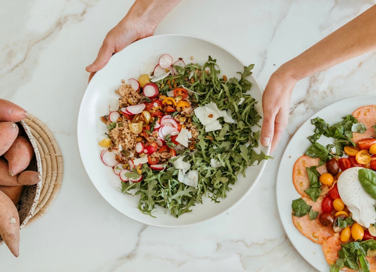 farro salad with tomatoes