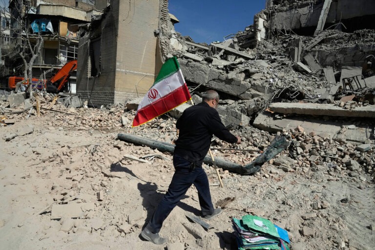 Dennis Kucinich: How We Can Stop This War