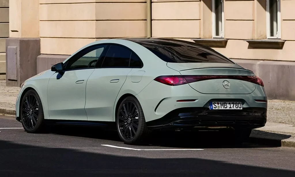 Mercedes-awaken
