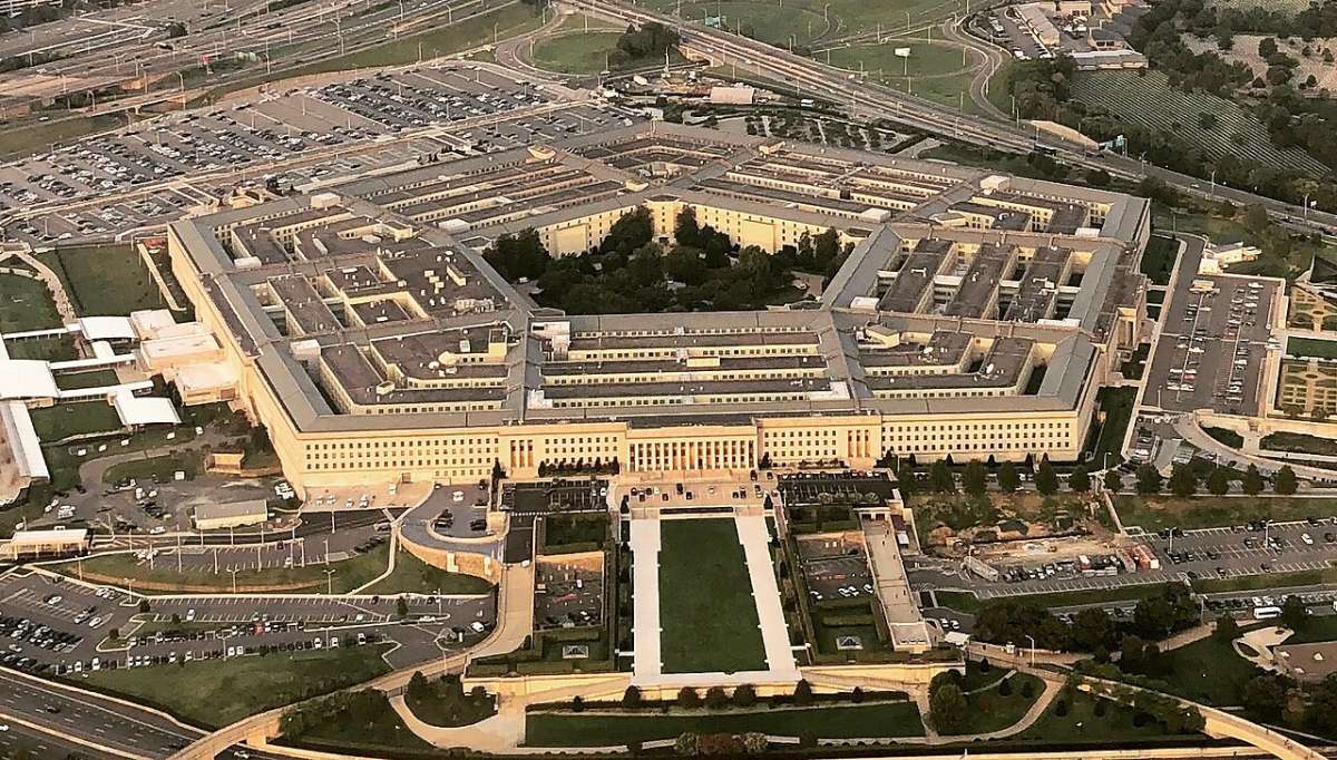 Ground War With Iran? Chris Hedges and Larry Wilkerson Warn of a Catastrophe Washington May Already Be Sliding Toward