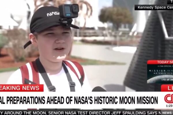 Hilarious! Kid Smokes CNN with Blunt Message at Artemis II Launch Site (VIDEO)