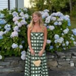 What to Wear When You’re Hosting This Summer What to Wear When You’re Hosting This Summer