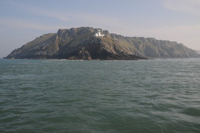 north west point lundy island geographorguk 4433132 9b30358b7c5edeba4cbcb703a975b37a 800 Paranormal Daily News