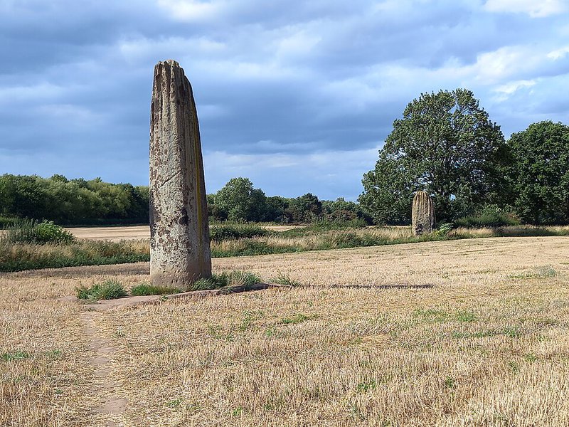 two of the devils arrows geographorguk 8138303 1d1d6c4701875709a45e30b3e72008e5 800 Paranormal Daily News