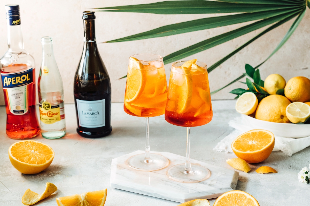 classic aperol spritz recipe-summer cocktails