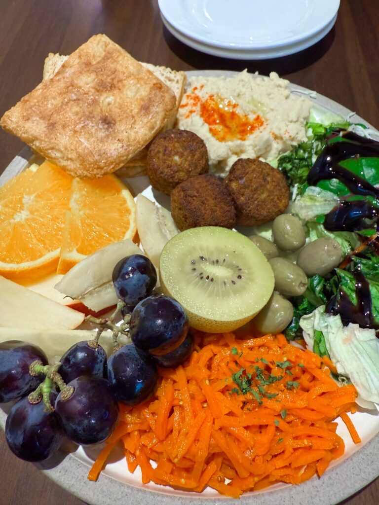 Sunnyhouse Seoul Mediterranean plate