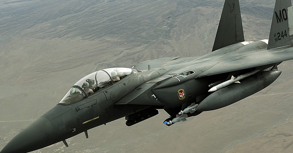 US F-15 Pilot Shot Down Over Iran Recalls Being Swarmed by Iranian Drones in Terrifying ‘Jellyfish’ Formation
