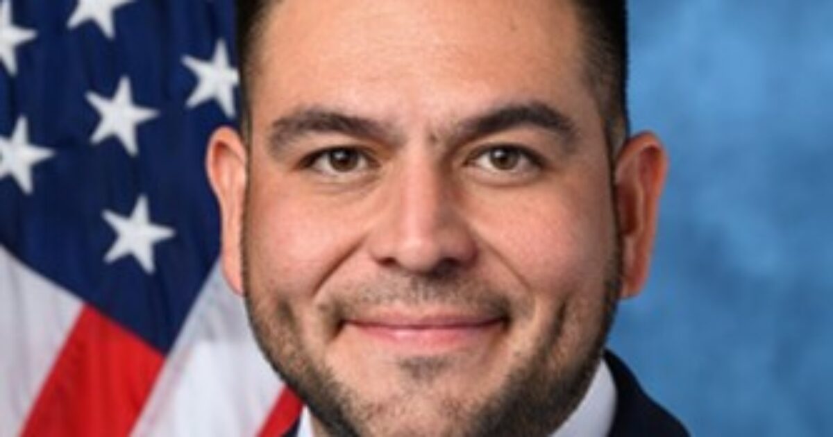 REVEALED: Democrat Congressman Previously Had a Lavish Pretend Wedding and Interesting Questions Are Emerging Regarding His New Fiancée (PHOTOS)