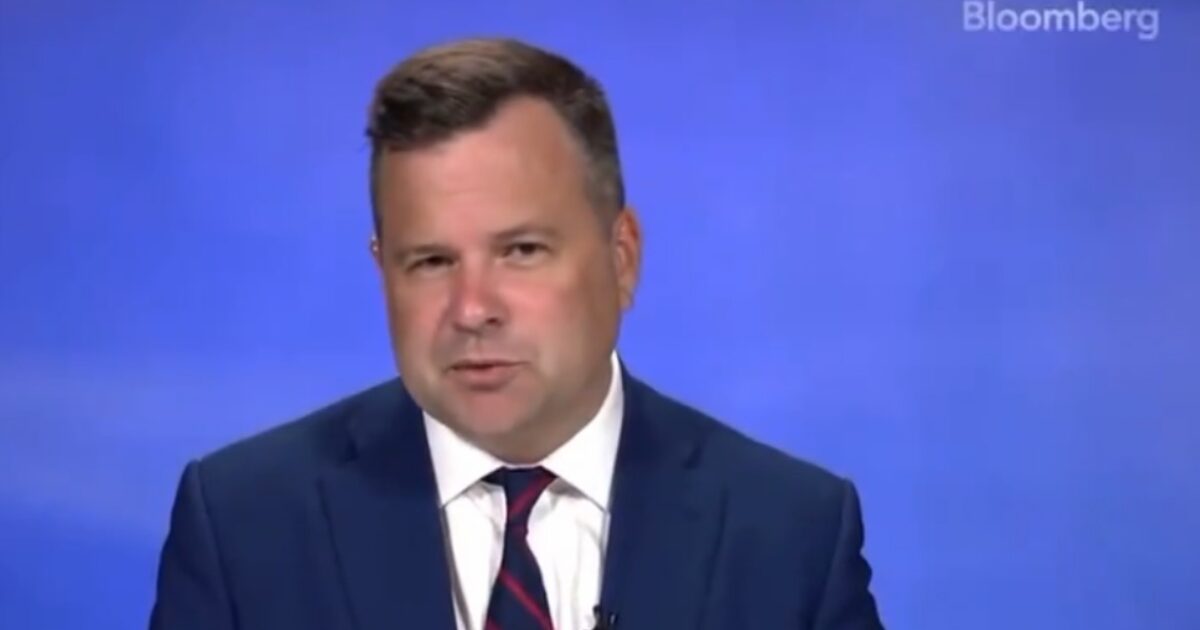 President Trump Instructs Pulte to Immediately Fire Deep State Intel Officials
