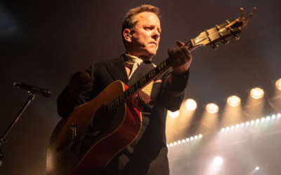 Kiefer Sutherland – singing away his blues